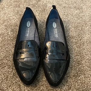Black suede/patent leather loafers